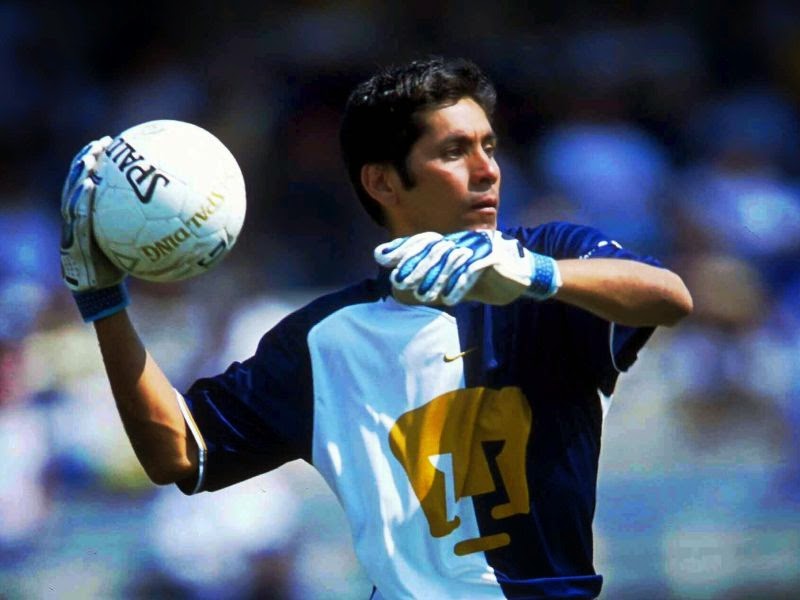 2001 02 Pumas UNAM away jersey XL RB Classic Soccer Jerseys