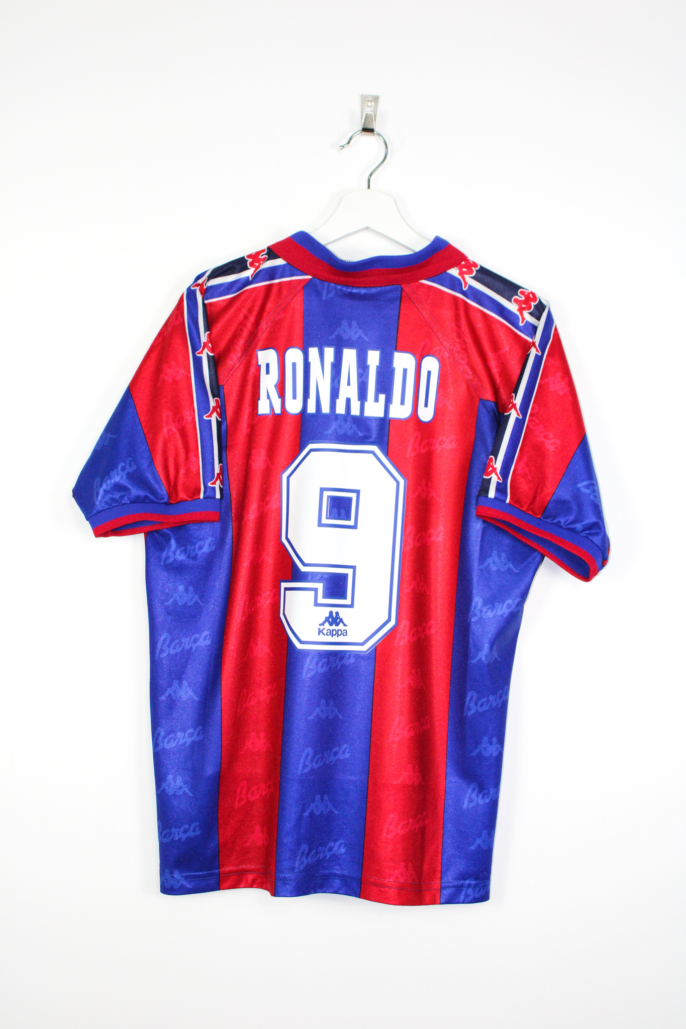 ronaldo barcelona jersey