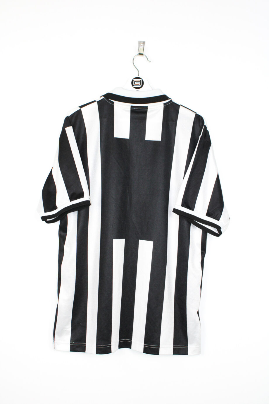 1995-96 Juventus home jersey - L