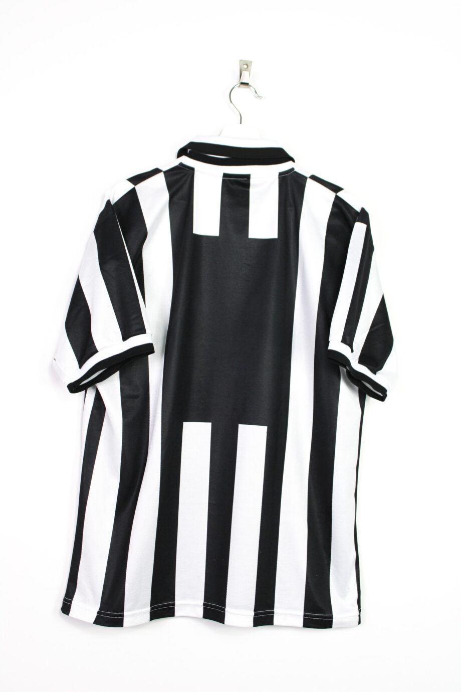 1995-96 Juventus home jersey - L
