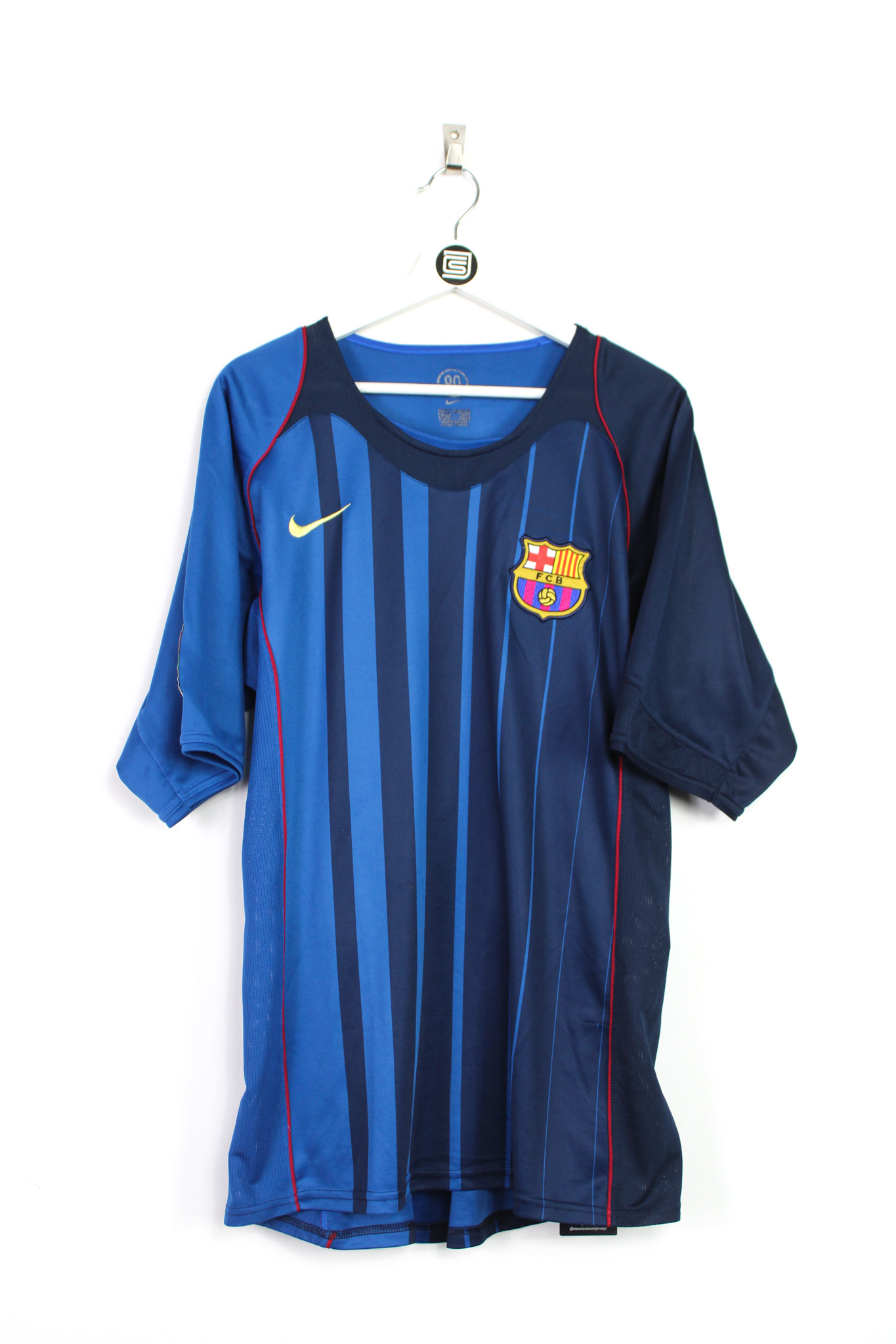 Barcelona 2004 2025 away kit