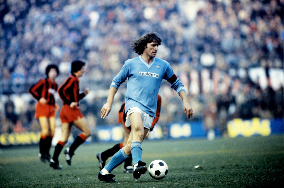1981-82 Napoli 'NR - Nicola Raccuglia' home jersey (#5 KROL)