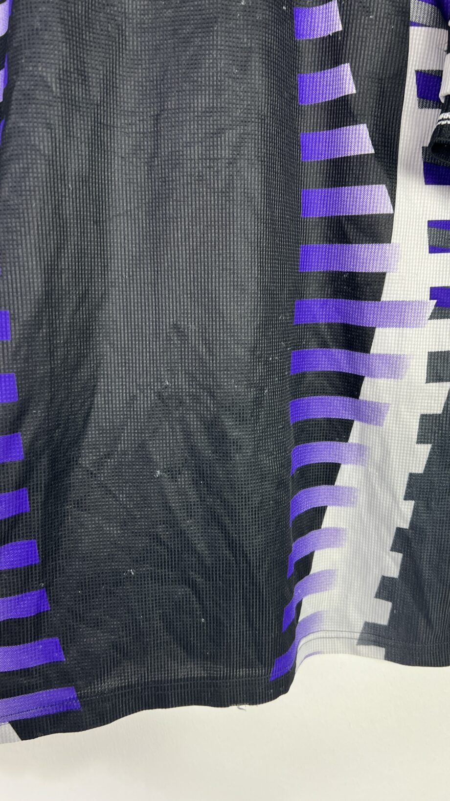 1997-98 Real Madrid third jersey - L