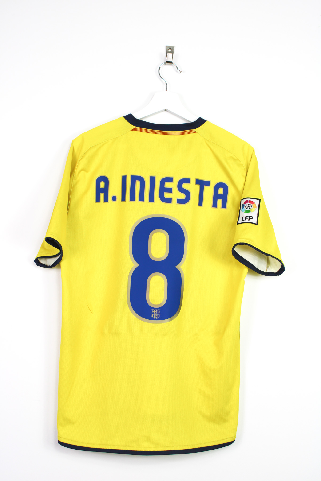 Iniesta barca jersey sales