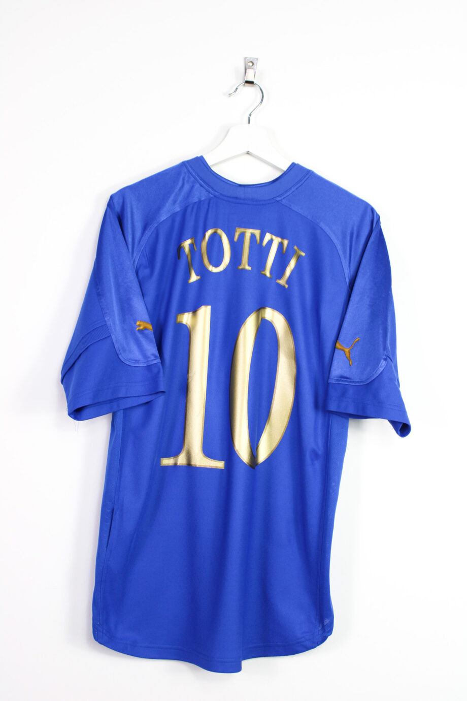 Italy 2004-06 home shirt (#10 TOTTI) - L