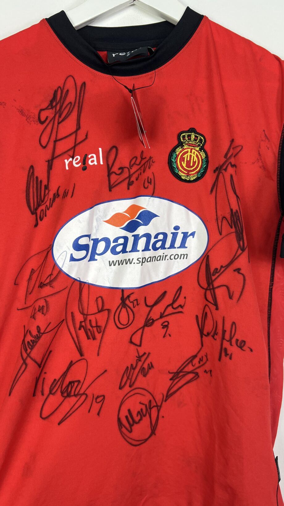2004-05 Mallorca *SIGNED* home jersey - M