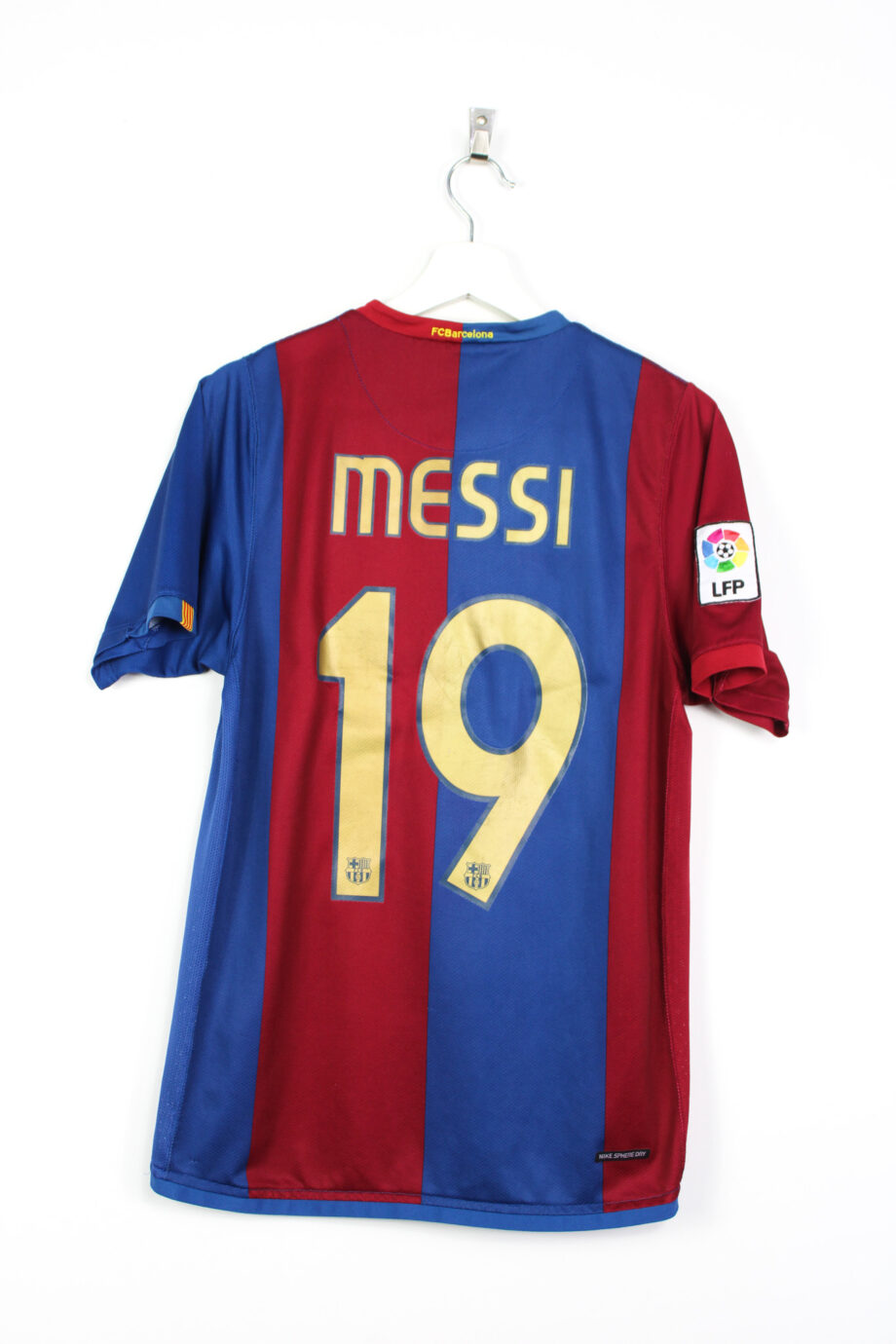 2006-07 FC Barcelona home jersey (#19 MESSI) - S