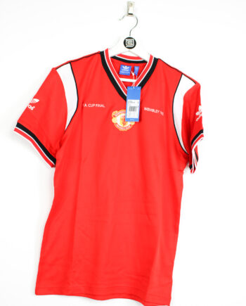 1985 Manchester United 'F.A. CUP FINAL' *BNWT* home jersey - M