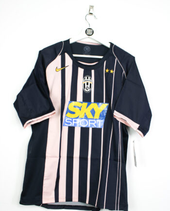 2004-05 Juventus *BNWT* away jersey - L