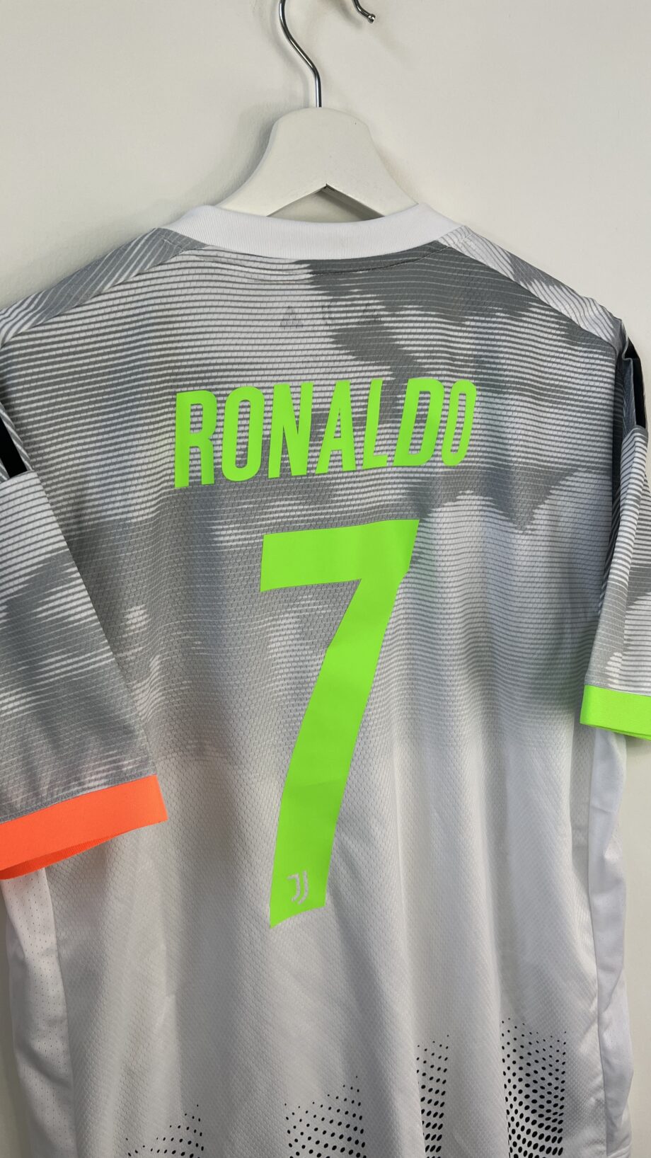 2019-20 Juventus x PALACE *BOXED* home jersey (#7 RONALDO) - L